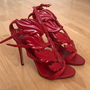 Authentic USED Giuseppe heels